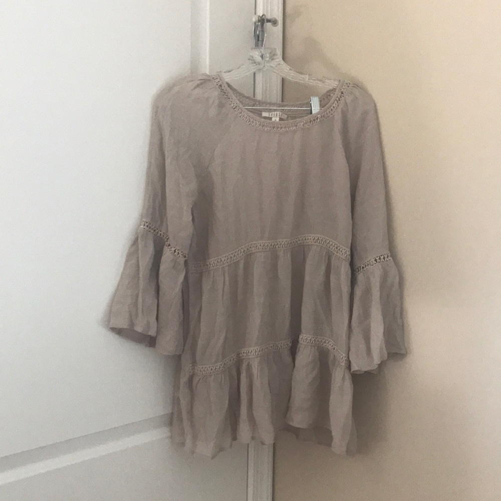 Cream flowy top/tunic with bell sleeves